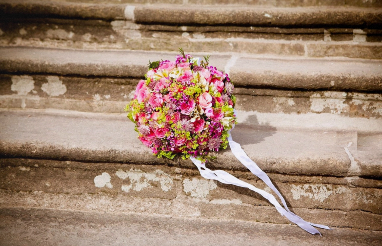 Rustic bridal bouquet with eucalyptus
